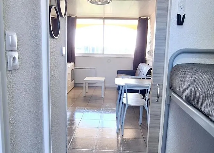 Appartement Vue Port Avec Parking Privé