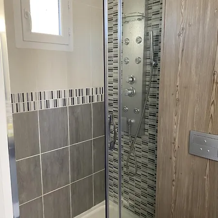 Appartement Vue Port Avec Parking Prive *