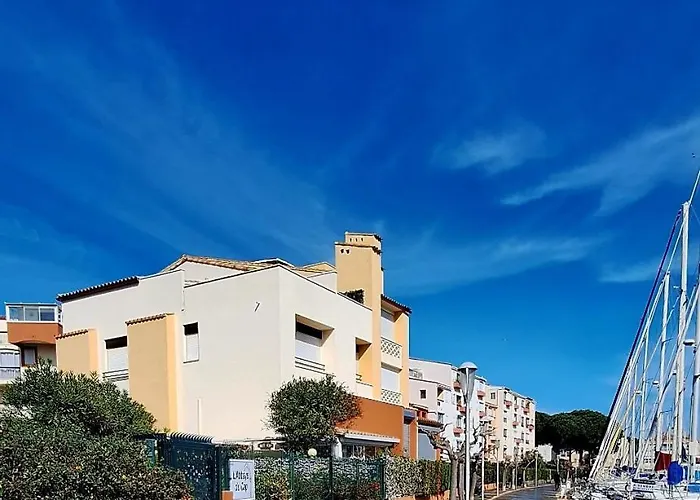 Vue Port Avec Parking Prive Apartman Agde